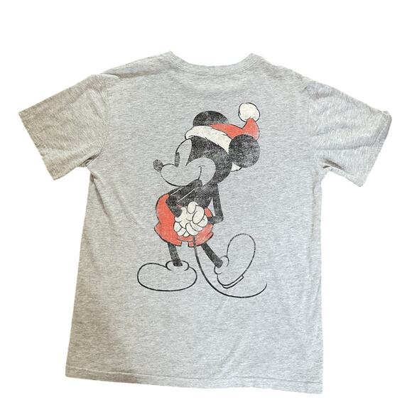 Disney Mickey Mouse Santa Hat Gray Graphic Tee – Unisex Holiday T-Shirt Size M - Picture 2 of 4
